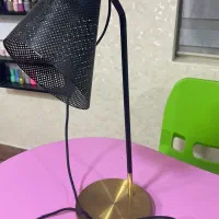 چراغ مطالعه مینیمال