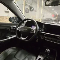 x33 cross|خودرو سواری و وانت|قم, ولیعصر|دیوار