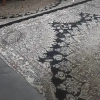 دو تخته فرش ۹ متری سورمه ای در حد نو تمیز.
