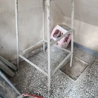 چهارپایه خیلی محکم|صندلی و نیمکت|فردیس, شهرک شهید حسینی|دیوار