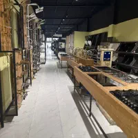 ابدارچی و نظافت چی اقا
