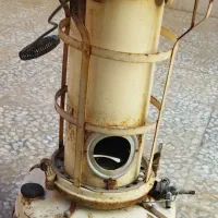 بخاری قدیمی سالم و قابل استفاده