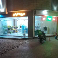 مغازه دو نبش تجاری