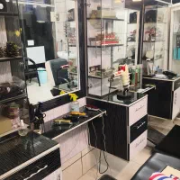 دکور ارایشگاه|آرایشگاه و سالنهای زیبایی|کاشمر, |دیوار