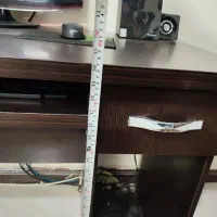 میز کامپیوتر|میز تحریر و کامپیوتر|شاهینشهر, خانه کارگر|دیوار