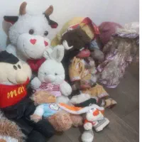 تعدادی عروسک