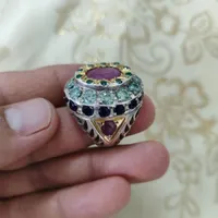 انگشتر یاقوت موزنایت زمرد سه مدل سنگ داره