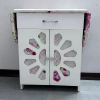 میز اتو و چرخ خیاطی