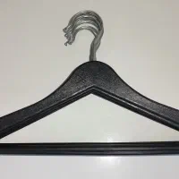 چوب لباسی چوب کار