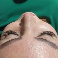 کاشت مژه|خدمات آرایشگری و زیبایی|طرقبه, |دیوار