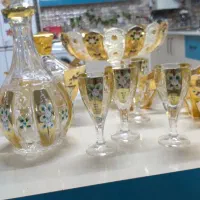 سرویس پزیرایی ۲۴ پارچه کریستال طلاکوب طرح قدیم|ظروف سرو و پذیرایی|پیر بکران, |دیوار