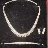 سرویس طلا گردنبند دستبند گوشواره|جواهرات|کرمان, |دیوار