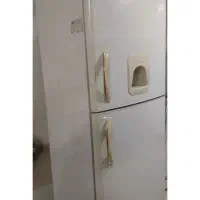 اجاق گاز و یخچال