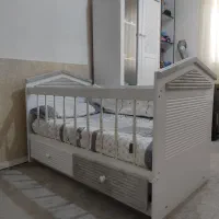 تخت و کمد.تشک وروتختی