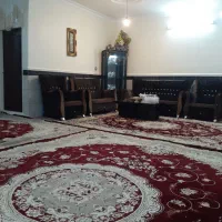 فروش ۳ تخته فرش و مبل و میز و عسلی