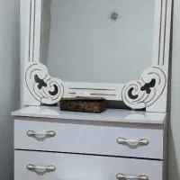 دراور و آینه(میز آرایش)