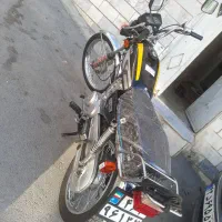 موتور ۱۲۵مدل ۸۶پلاک ملی مدارک کامل|موتورسیکلت|سنندج, |دیوار