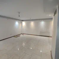 واحد ۱۳۰ متری ۳ خواب فول امکانات