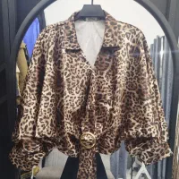 یک عدد شومیز پلنگی در حد نو