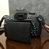 دوربین بسیار تمیز 750D با لنز ۵۰
