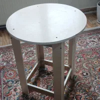 میز گرد کوچک