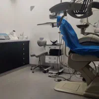 استخدام نرس و پذیرش مطب دندانپزشکی