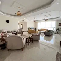 144متری-غرق-در-نور