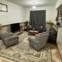 مبلمان راحتی و میز غذاخوری