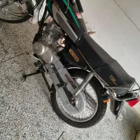 موتور هوندا ۱۵۰ فابریک کارخانه تمیز در حد نو ۵دنده|موتورسیکلت|خوی, |دیوار