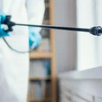 خدمات  بهداشتی و ضدعفونی منزل و محل کار