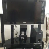 میز تلویزیون  شیشه ای با تلویزیون  42 سامسونگ