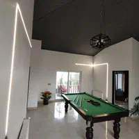 ویلای ۴ خوابه ساحلی استخردار|اجارهٔ کوتاه‌مدت ویلا و باغ|چالوس, |دیوار