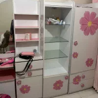 کمد لباس و آرایش دخترانه