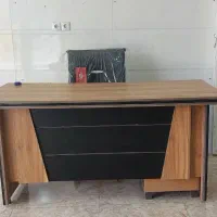 میز کار  و صندلی چرخدار