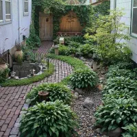 کار باغبانی کاشت هرس کردن و پاک کردن باغچه