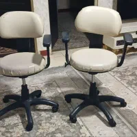 دوعدد صندلی چرخدار با رویه چرم|صندلی و نیمکت|کرج, کمالشهر|دیوار