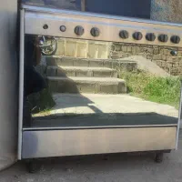 اجاق گاز سینجر فر دار سالم و تمیز