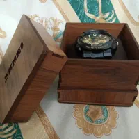 ساعت نو|ساعت|شوشتر, |دیوار