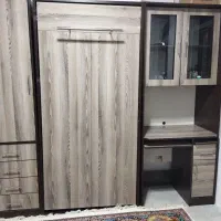 تخت تاشو به همراه میز تحریر و کمد لباس