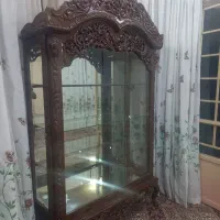 فروش ویترین چوبی منبت‌کاری شده|بوفه، ویترین، کنسول|نجف‌آباد, ویلاشهر|دیوار