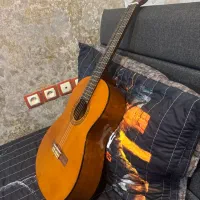 گیتار YAMAHA cs40 اصل اندونزی|گیتار، بیس، امپلیفایر|دوگنبدان, |دیوار