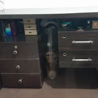 میز اداری به همراه پا میزی سه کشو
