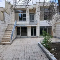 منزل ویلایی۳۲۰ متری ۵ خوابه در دو طبقه مسقل