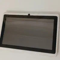 تبلت قدیمی معیوب، مناسب برای قطعات یا تعمیرکار