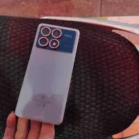 پوکو ایکس شیش پرو