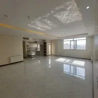 اپارتمان ۱۳۰متر تهرانپارس/دو پارکینگ/ سه خواب