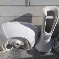 روشویی وتوالت فرنگی کارکرده تمیز