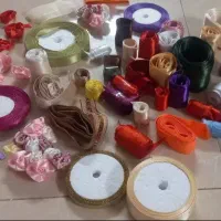 ربان،وسایل ساخت بدلیجات، چرم دوزی، خمیر چینی،گل