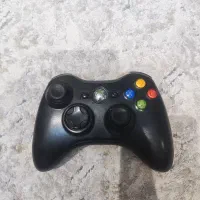 دستگاه xbox 360 تمیز به همراه ۲ دسته اضافه|کنسول، بازی ویدئویی و آنلاین|خمینی‌شهر, |دیوار