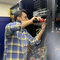 تعمیرات کامپیوتر،شبکه (با10سال سابقه)درمحل یامجازی